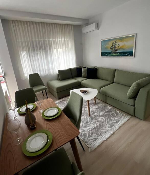 Green Apartment